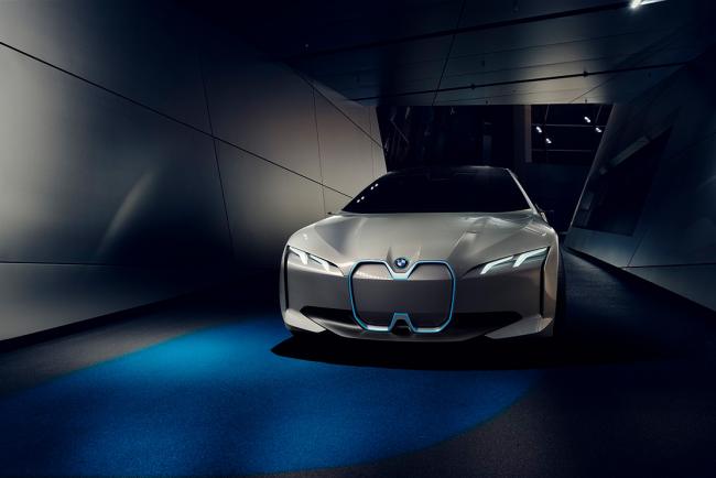 BMW a confirmé la i4 pour 2021