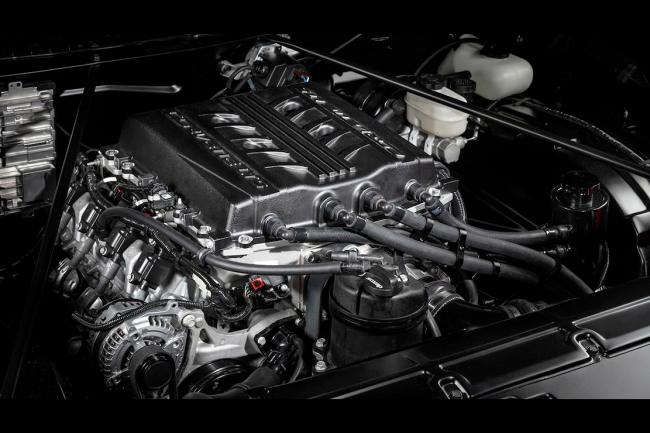 Et si vous mettiez un v8 de 765 ch sous le capot de votre voiture 