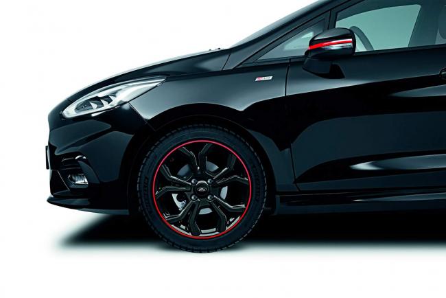La ford fiesta st line soffre une edition rouge et noir 