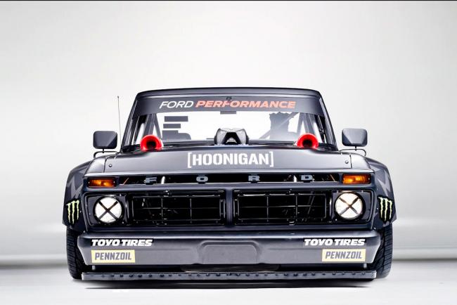 Ken block presente une ford f 150 de 926 ch pour gykhana 10 