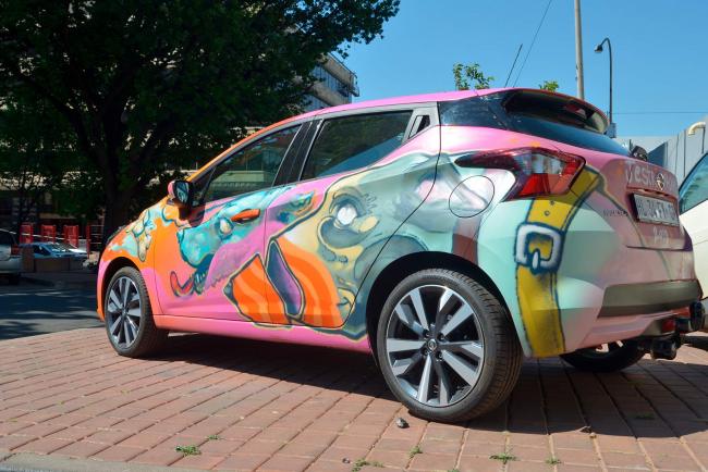 Quand la nissan street art se transforme en toile de rue 