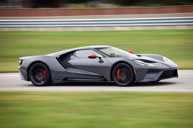 Ford gt carbon le carbone est omnipresent 