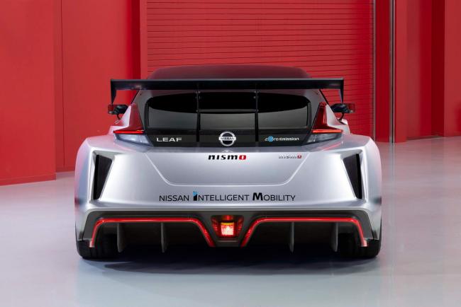 Nissan Leaf Nismo Racecar : la course a l'électrique