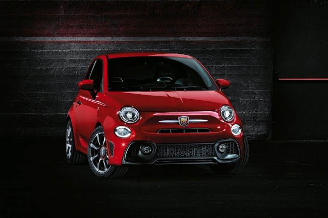 Exterieur_Abarth-595-Competitzione-2016_0