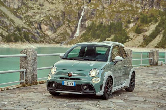 Photo Abarth 695 70eme Anniversario Interieur Exterieur Annee Photo Abarth 695 70eme Anniversario Interieur Exterieur Annee