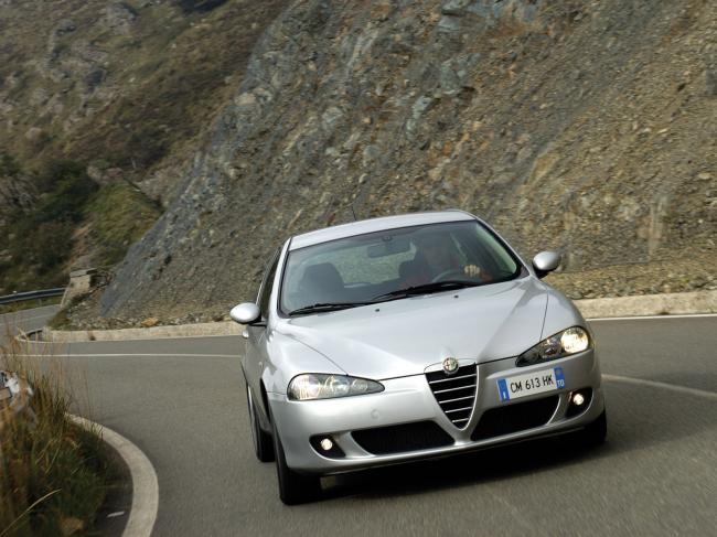 Exterieur_Alfa-Romeo-147_2