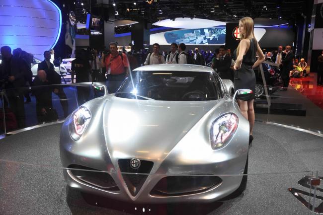 Exterieur_Alfa-Romeo-4C-Francfort-2011_3