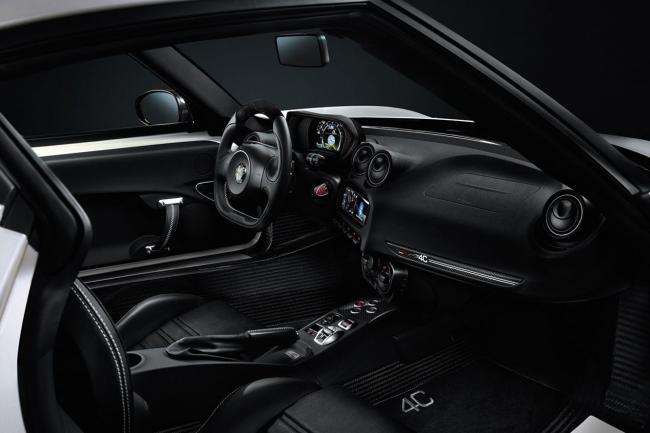 Interieur_Alfa-Romeo-4C-Launch-Edition_5