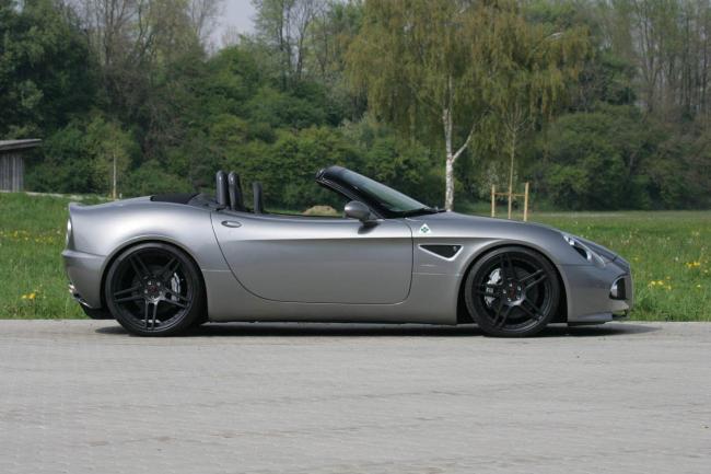 Exterieur_Alfa-Romeo-8C-Spider-Novitec_2