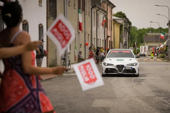Et si on vous offrait les 1000 Miglia, la plus excitante des courses automobiles ?