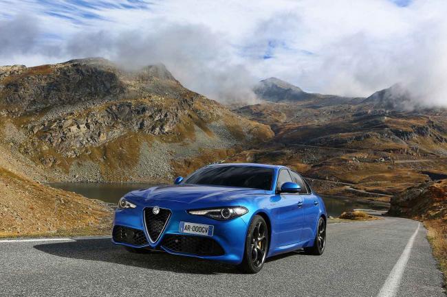 Exterieur_Alfa-Romeo-Giulia-Veloce_2