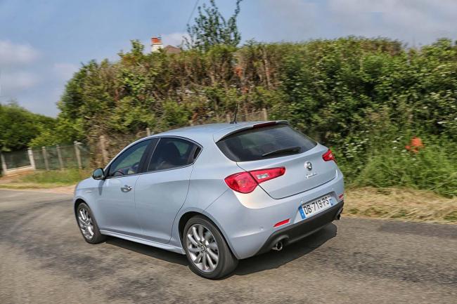 Exterieur_Alfa-Romeo-Giulietta-2.0L-jtd-2014_5