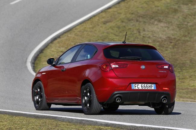 Exterieur_Alfa-Romeo-Giulietta-2016_3