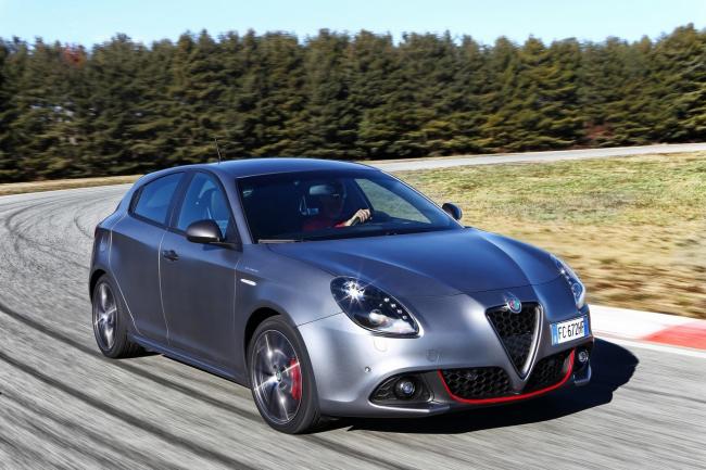 Exterieur_Alfa-Romeo-Giulietta-2016_5