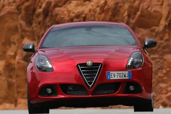 Alfa Romeo Giulietta  : pourquoi choisir cette berline compacte ?