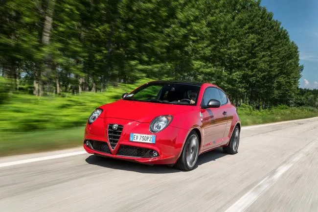 Alfa Romeo Quadrifoglio : une histoire et du sport