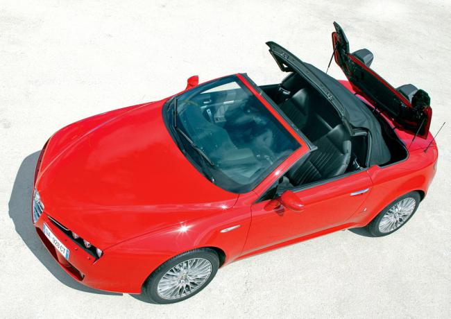 Exterieur_Alfa-Romeo-Spider_5