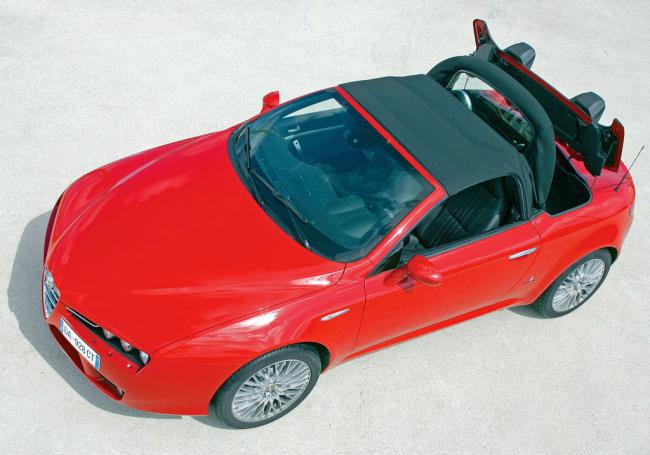 Exterieur_Alfa-Romeo-Spider_4