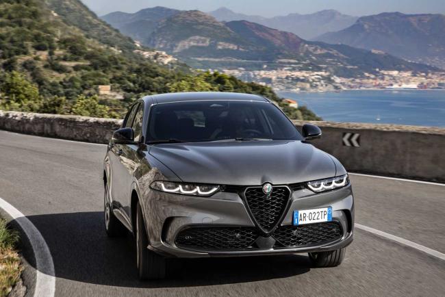 Exterieur_alfa-romeo-tonale-hybride-rechargeable-q4_6