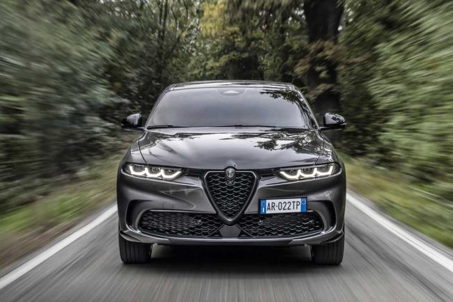 Exterieur_alfa-romeo-tonale-hybride-rechargeable-q4_8