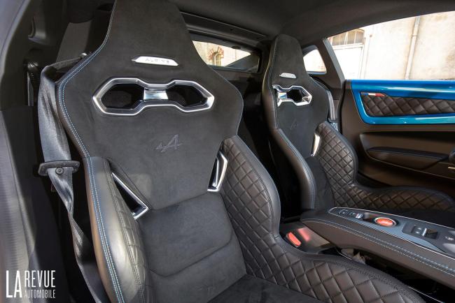 Interieur_Alpine-A110-Essai_41