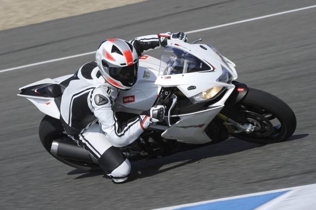 Exterieur_Aprilia-RSV4-R-APRC_1