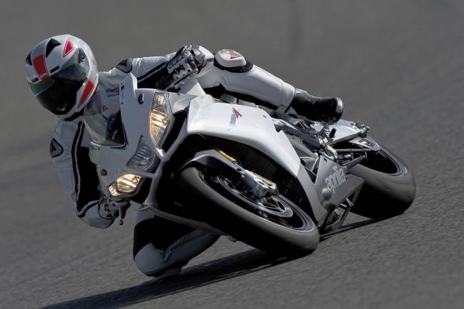 Exterieur_Aprilia-RSV4-R-APRC_3