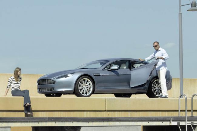 Exterieur_Aston-Martin-Rapide-2010_1