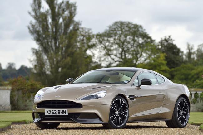 Exterieur_Aston-Martin-Vanquish-2013_5