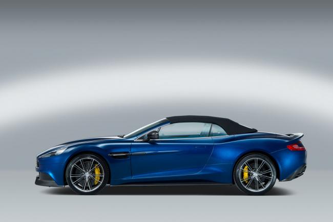 Exterieur_Aston-Martin-Vanquish-Volante_7