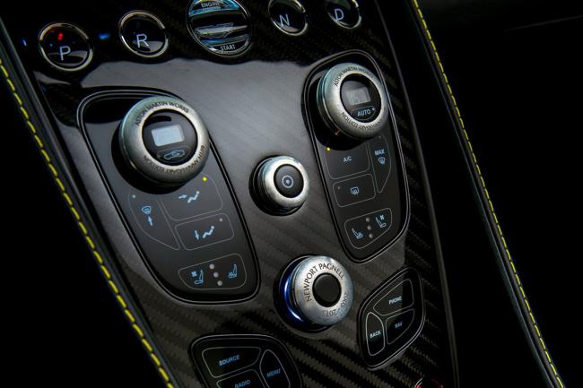 Interieur_Aston-Martin-Vanquish-Works-60th_15