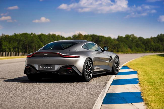 Exterieur_Aston-Martin-Vantage-2018_26