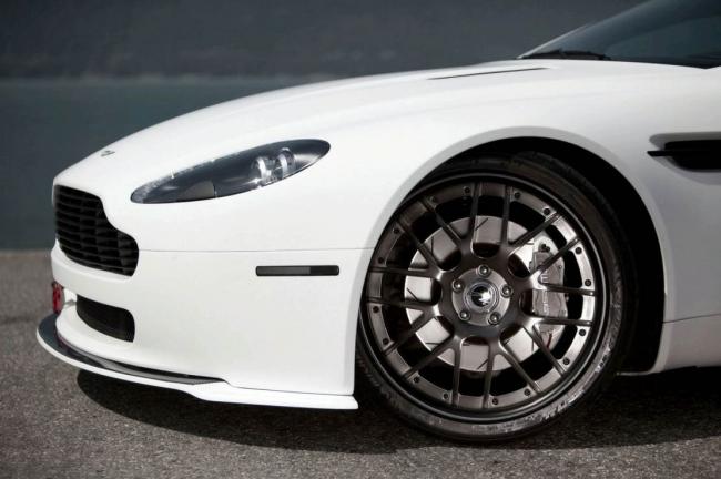 Exterieur_Aston-Martin-Vantage-MW-Design_2