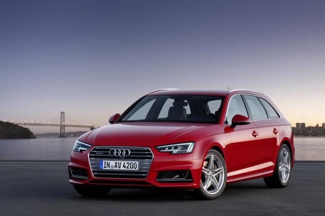 Exterieur_Audi-A4-Avant-2015_13