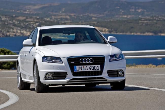 Exterieur_Audi-A4_1