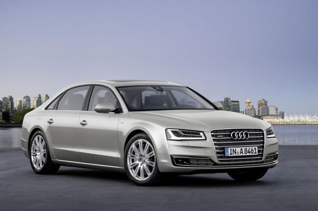 https://www.larevueautomobile.com/images/articles-md/Audi/A8-2014/Exterieur/Audi_A8_2014_009.jpg Audi_A8_2014_009