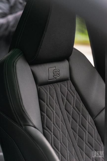 Interieur_audi-q4-e-tron-50-essai_13