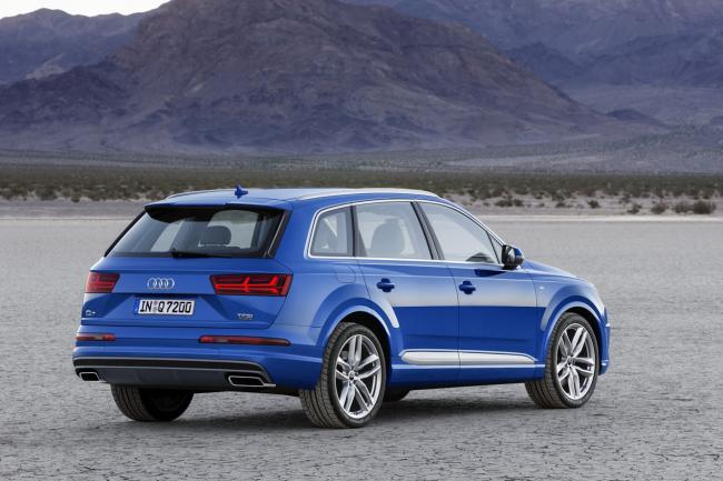 Exterieur_Audi-Q7-2015_5