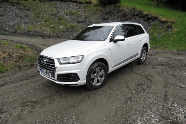 Exterieur_Audi-Q7-TFSI-2015_21