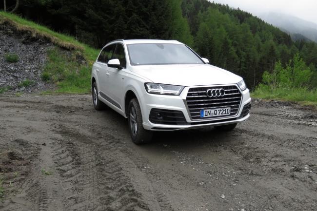 Exterieur_Audi-Q7-TFSI-2015_2