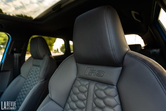 Interieur_audi-rs3-sportback-2022-essai_14