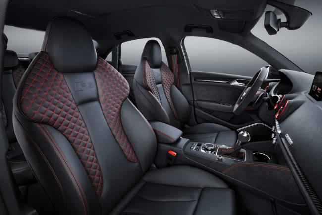 Interieur_Audi-RS3-Berline_10