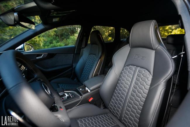 Interieur_Audi-RS4_60