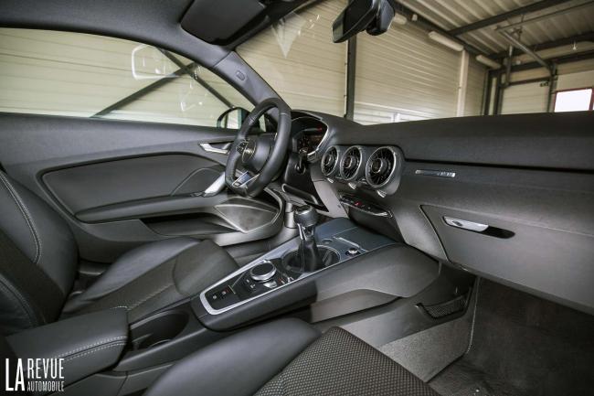 Interieur_Audi-TT-3-180ch_38