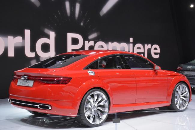 Exterieur_Audi-TT-Sportback-Mondial-2014_8