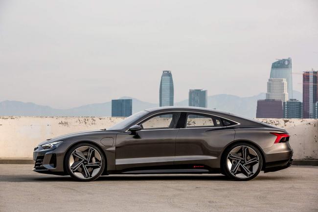 Exterieur_Audi-e-tron-GT-Concept_13