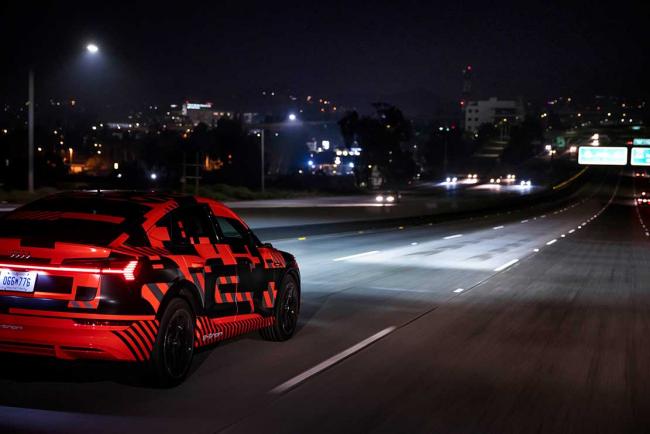 Audi e-tron Sportback : Quand la lumière devient notre GPS