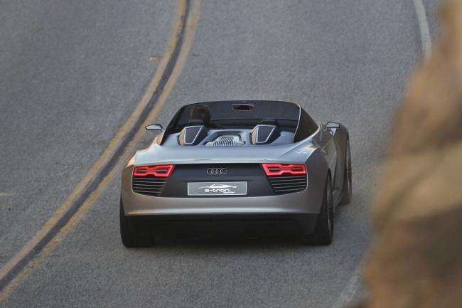 Exterieur_Audi-e-tron-Spyder_4