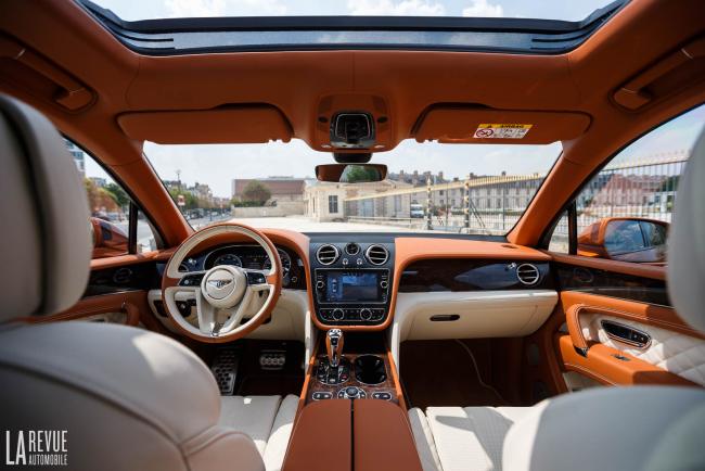 Interieur_Bentley-Bentayga-2018_46