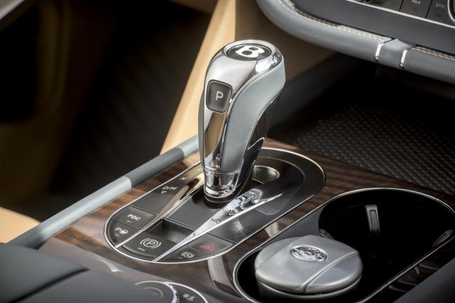 Interieur_Bentley-Bentayga_7